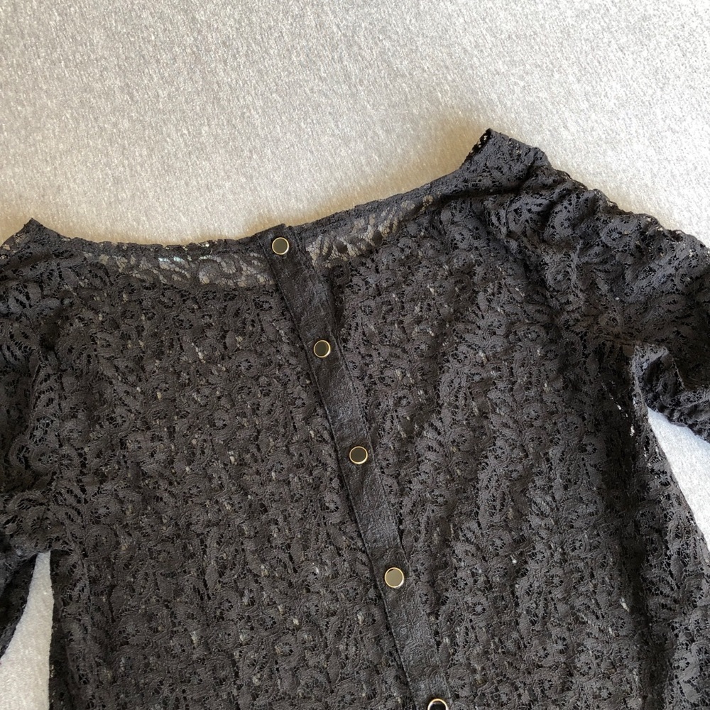 Lace blouse - Picture 4 of 4